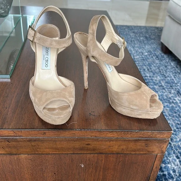 Classic Jimmy Choo nude heels size 40 - Picture 1 of 6